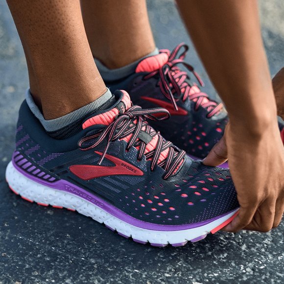 brooks transcend 6